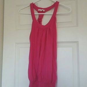 Pink tank top