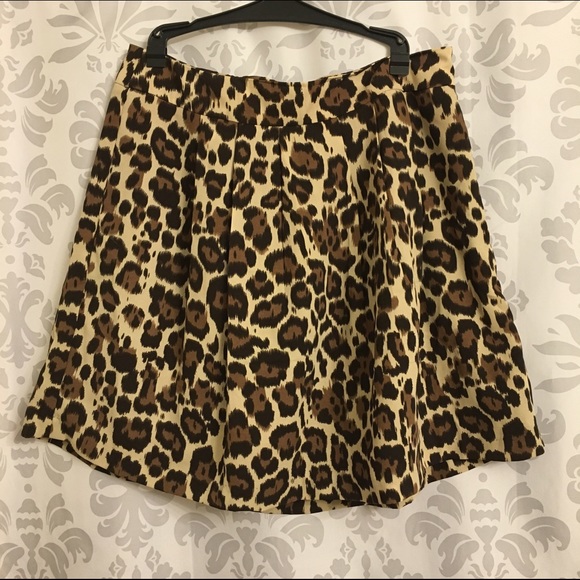 Banana Republic Leopard Print Skirt