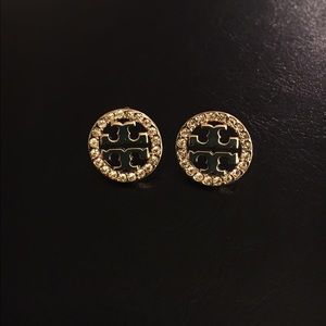 Crystal Earrings 💟