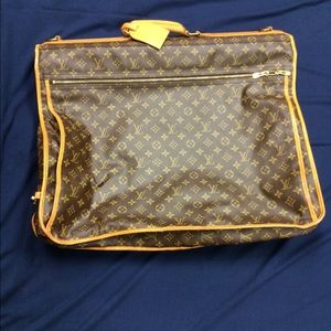 Louis Vutton suit holder