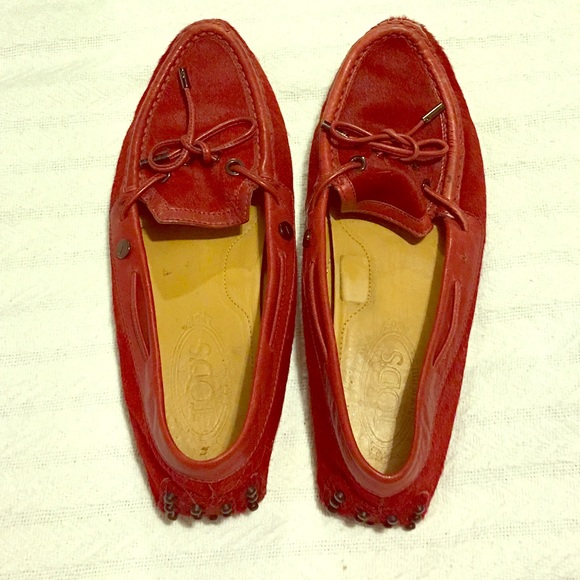 Tod's Red Calf Skin & Leather Flats - sz 9