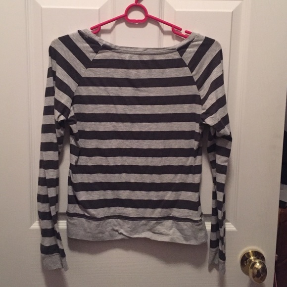 Long sleeved striped shirt - Picture 2 of 3