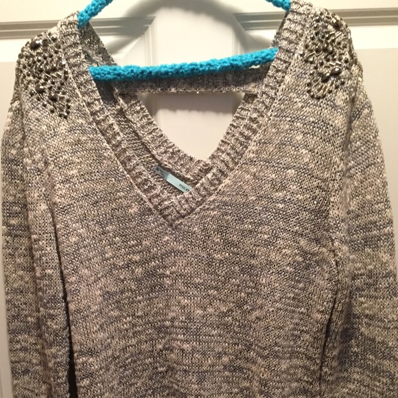 Maurices Sweaters - Maurices XXL silver & light blue sweater New!