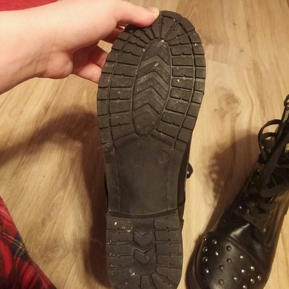 Blue Suede Shoes, combat boots with studs, size 7. - Picture 3 of 4