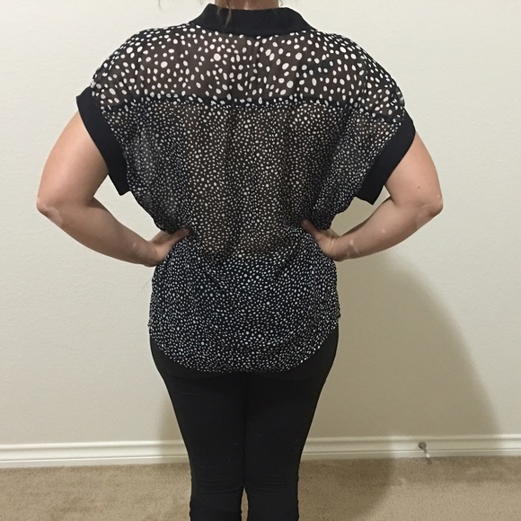 Express Design Studio Polka Dot Blouse - Picture 4 of 4