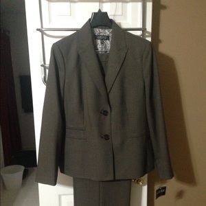 2 piece pants suit. Plus size