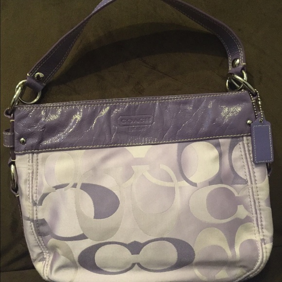 Authentic Coach shoulder bag