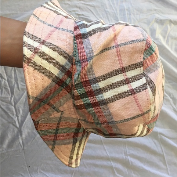 Burberry buckethat