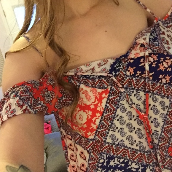 Tank top - Picture 2 of 3