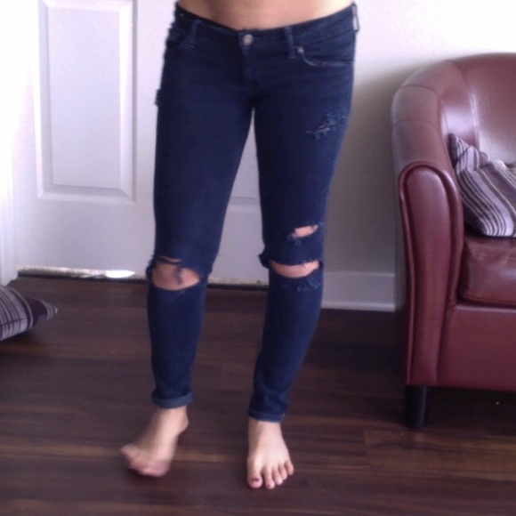 Dark Hollister destroyed skinny jeans