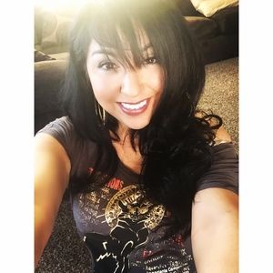 Meet your Posher, Joy