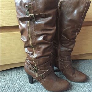 Chestnut Brown Boots