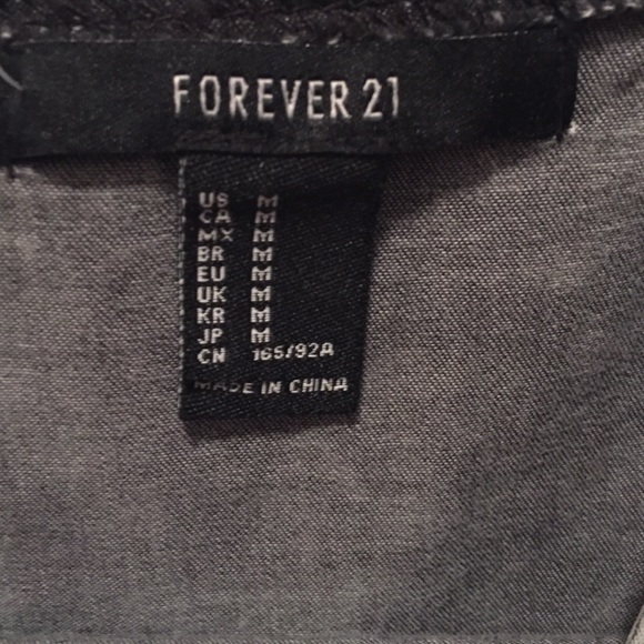 Acid washed dress - Picture 3 of 3