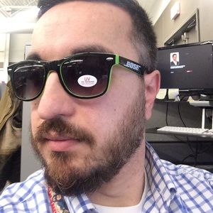 Meet your Posher, Avan