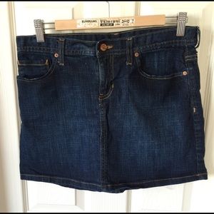 ✨Closet Clear-Out✨ Gap Denim Mini Skirt