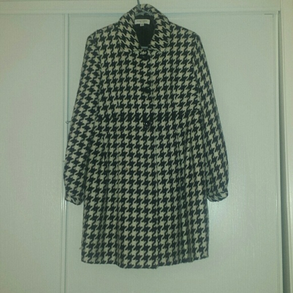 Houndstooth Maternity Pea Coat