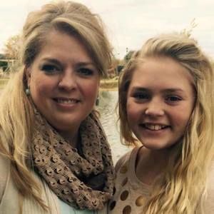 Meet your Posher, Devie