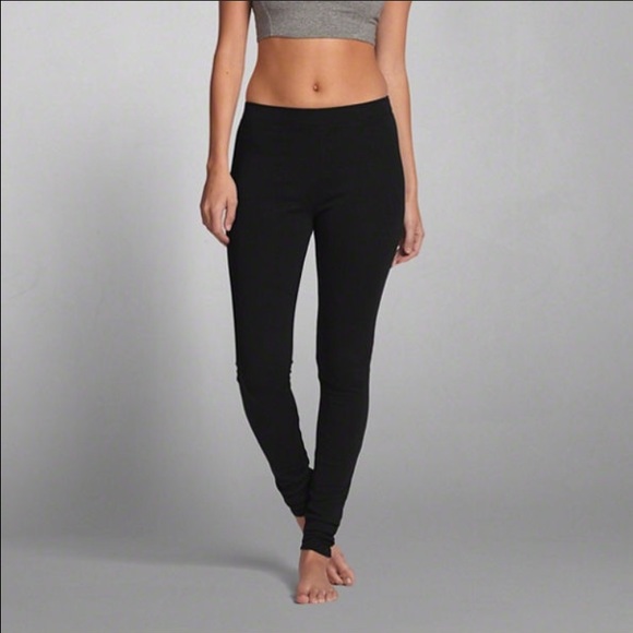 High waisted black leggings