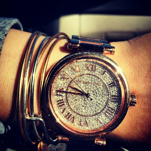 Michael Kors watch in Rose Gold