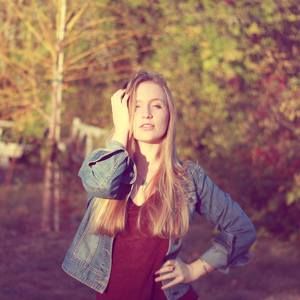 Meet your Posher, Eva