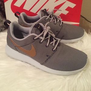 Nike Roshe One