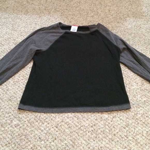 Long sleeve tee