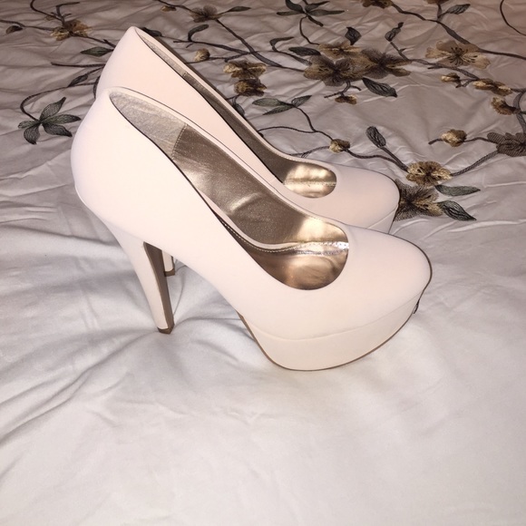 platform heels from lolashoetique.com