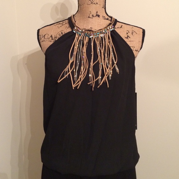 Boutique Tops - [BOUTIQUE] sleeveless blouse with fringe neckline