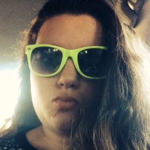 Meet your Posher, Carlee