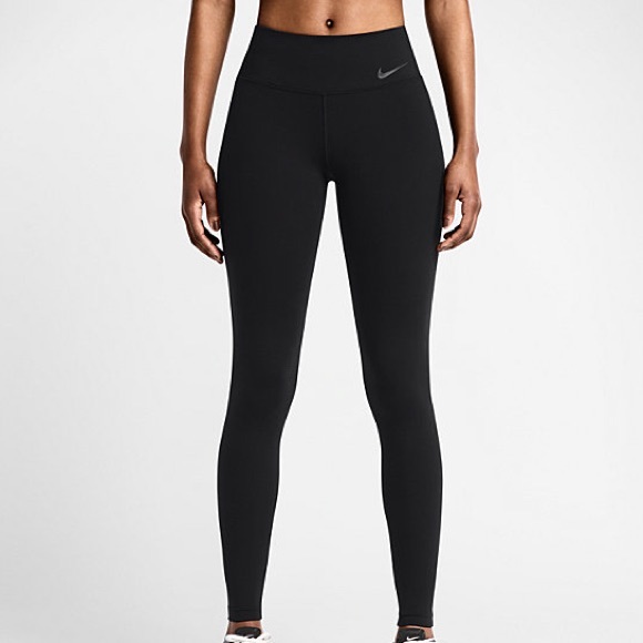 NIKE LEGENDARY TIGHT