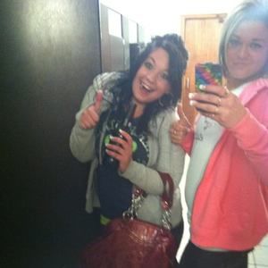 Meet your Posher, Melissa