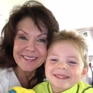 Meet your Posher, Sandy