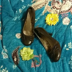 Brown Pumps