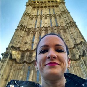 Meet your Posher, Juliana