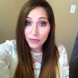 Meet your Posher, Leah