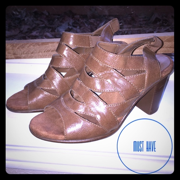 Aerosole shoes...comfort and style!