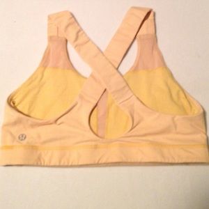 Lululemon sports bra