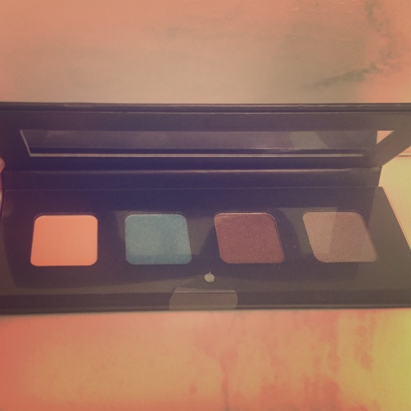 E.l.f eye shadow palette