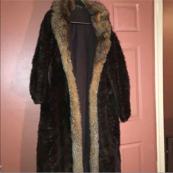 Vintage mink PRICED TO SELL