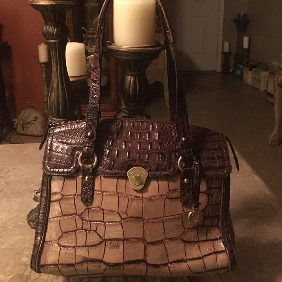 Brown 👜