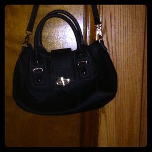 A two way wearing pocket book