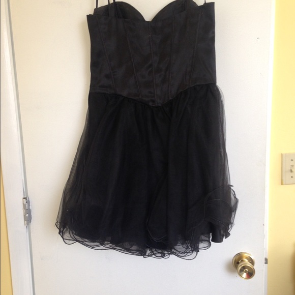 dress/ please read the description - Picture 2 of 2