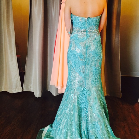 Aqua/teal prom dress - Picture 2 of 3