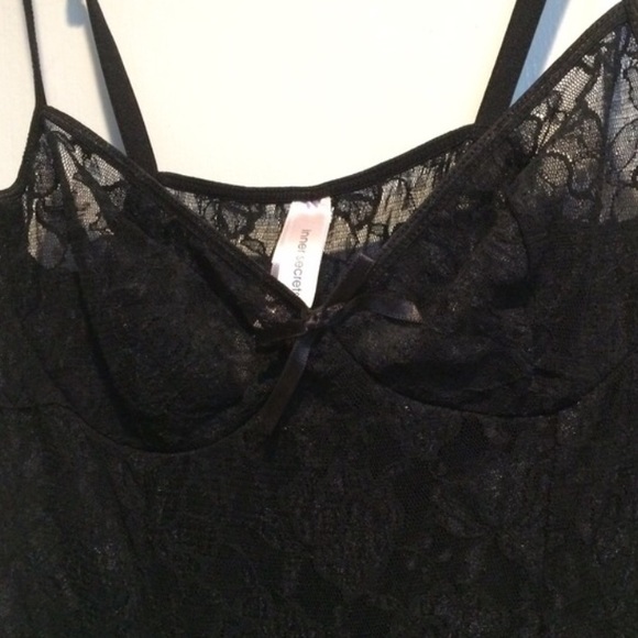 ❤️Inner secrets black lace chemise w thong small - Picture 3 of 4