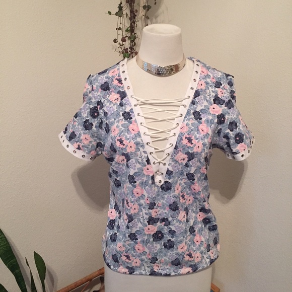 80's inspired shirt - Picture 3 of 4