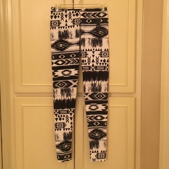 Aztec Print Leggings
