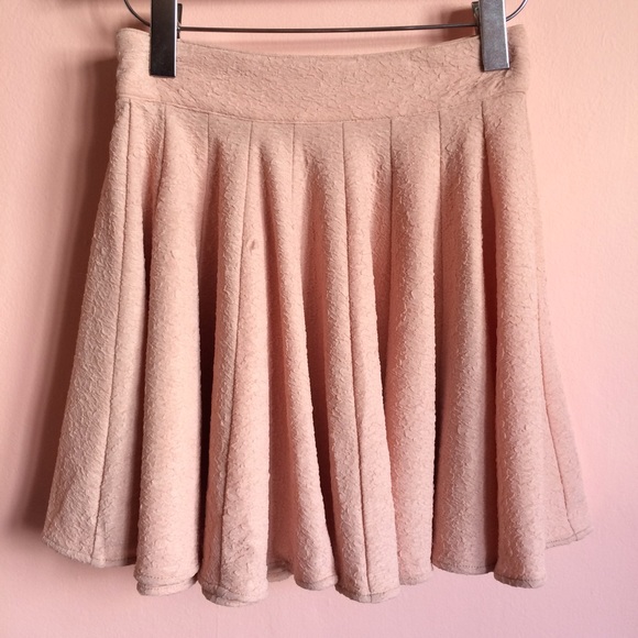 🌸HP🌸 Keepsake Blush Rush Skirt - Picture 3 of 3