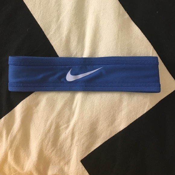 Nike headband!