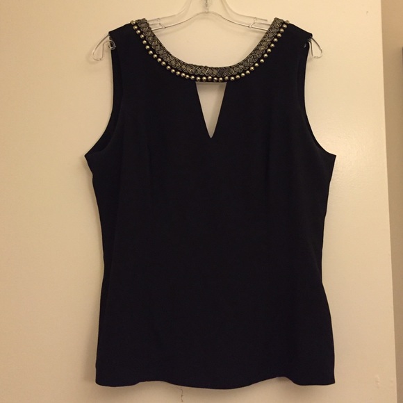 Backless top