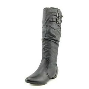 Steve Madden branddy black leat  7 1/2